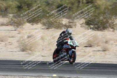 media/Dec-07-2025-CVMA (Sun) [[3e7d2de5dc]]/Race 8-Middleweight Shootout/